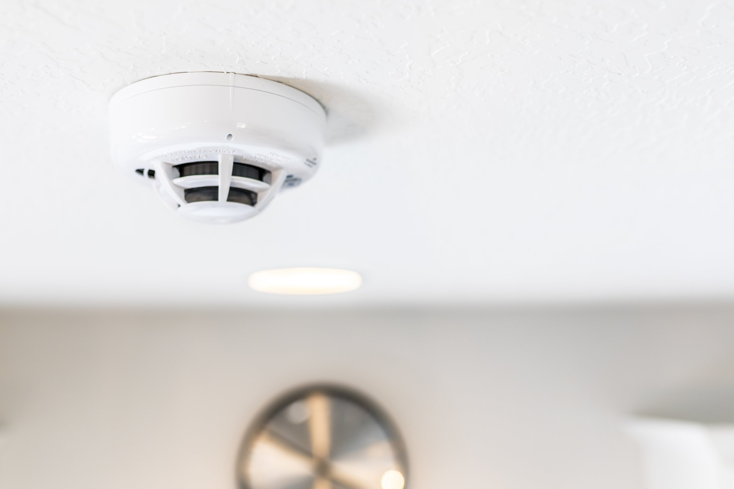 How Do Smoke Detectors Work?